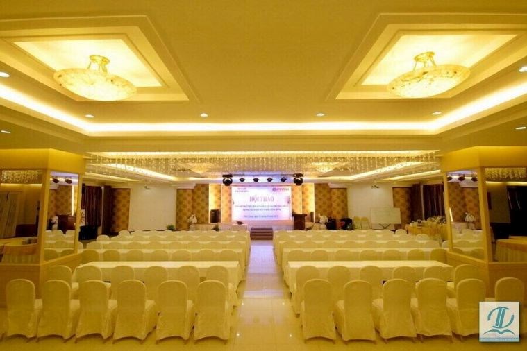 Khách sạn The Light Nha Trang